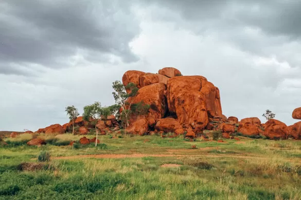 Darwin to Alice Springs road trip - Devils Marbles with cloudy sky
