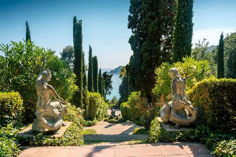 Best things to do in Costa Brava - lloret de mar Santa Clotilde Gardens mermaid staircase