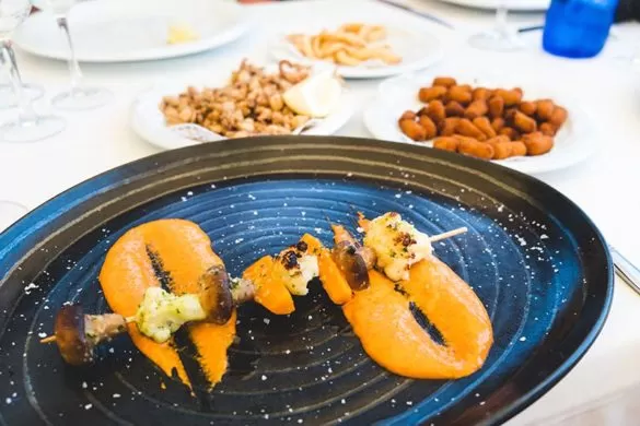 Best things to do in Costa Brava - lloret de mar where to eat veggie skewer