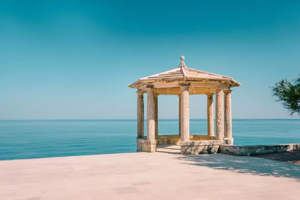 Best things to do in Costa Brava - S'Agaró coastal walk Camins de Ronda Verdana temple