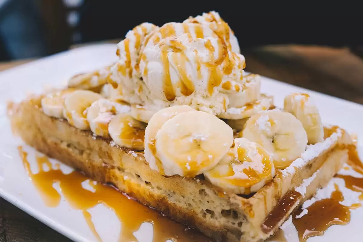Two days in Brussels Itinerary - Banana Waffle