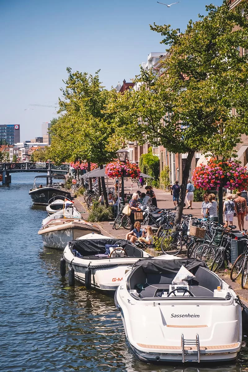 Day trips from Amsterdam - Top things to do in Leiden - boats on Stille Rijn