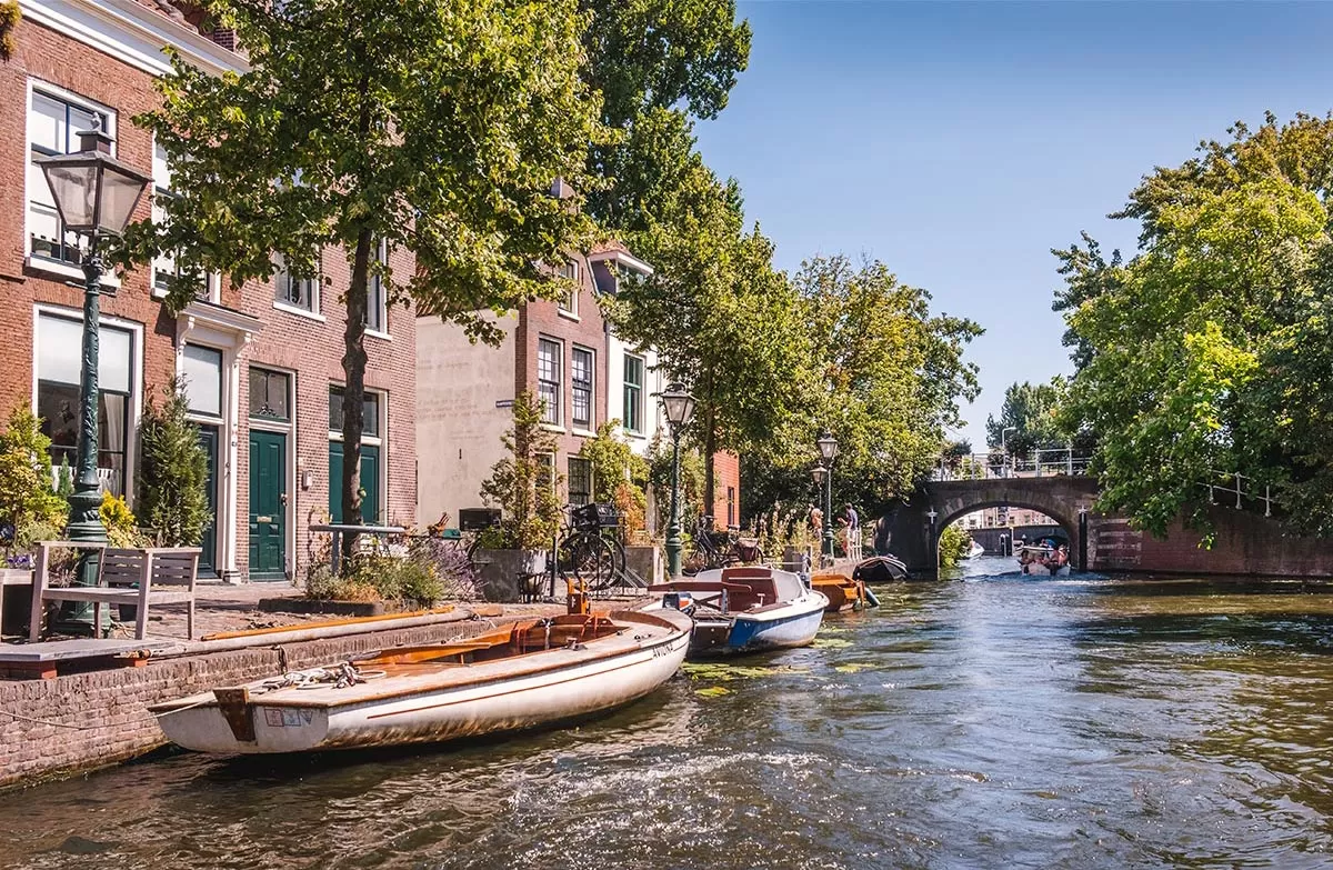 Day trips from Amsterdam - Top things to do in Leiden - Canal tour
