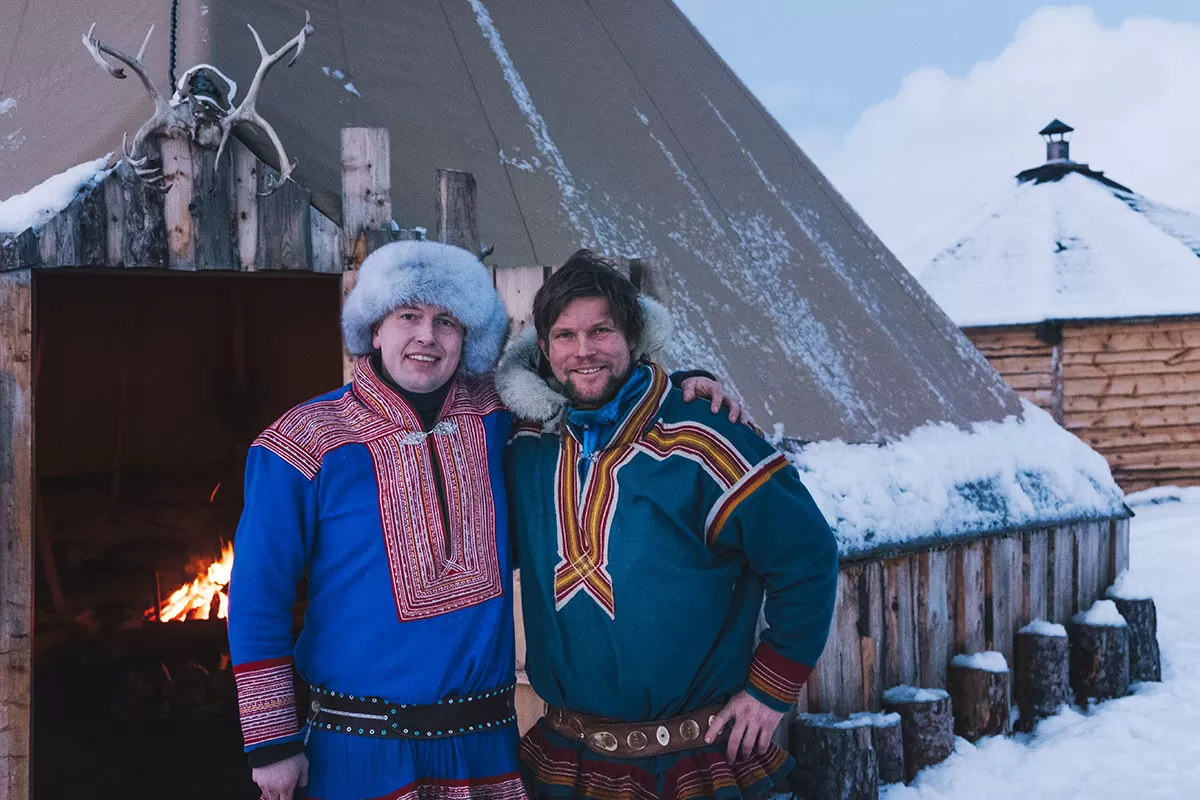 Reindeer and Sami Tour Experience in Tromso - Johan-Issak and Henrik