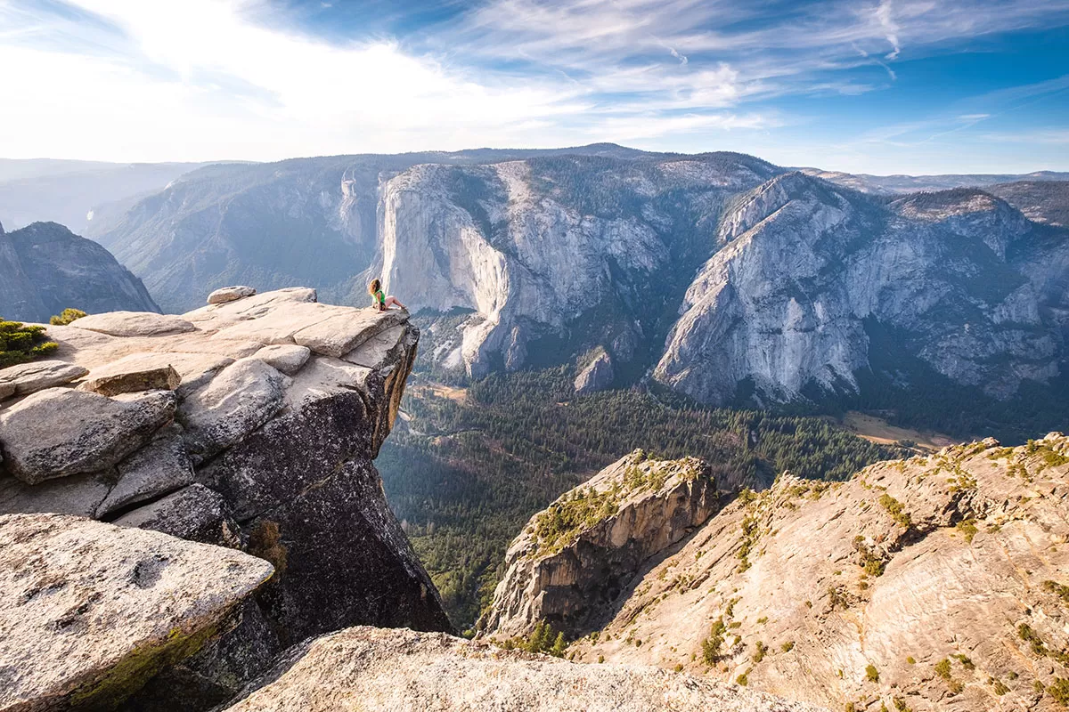 Yosemite Itinerary - Best Viewpoints in Yosemite - Taft Point Panoramic View