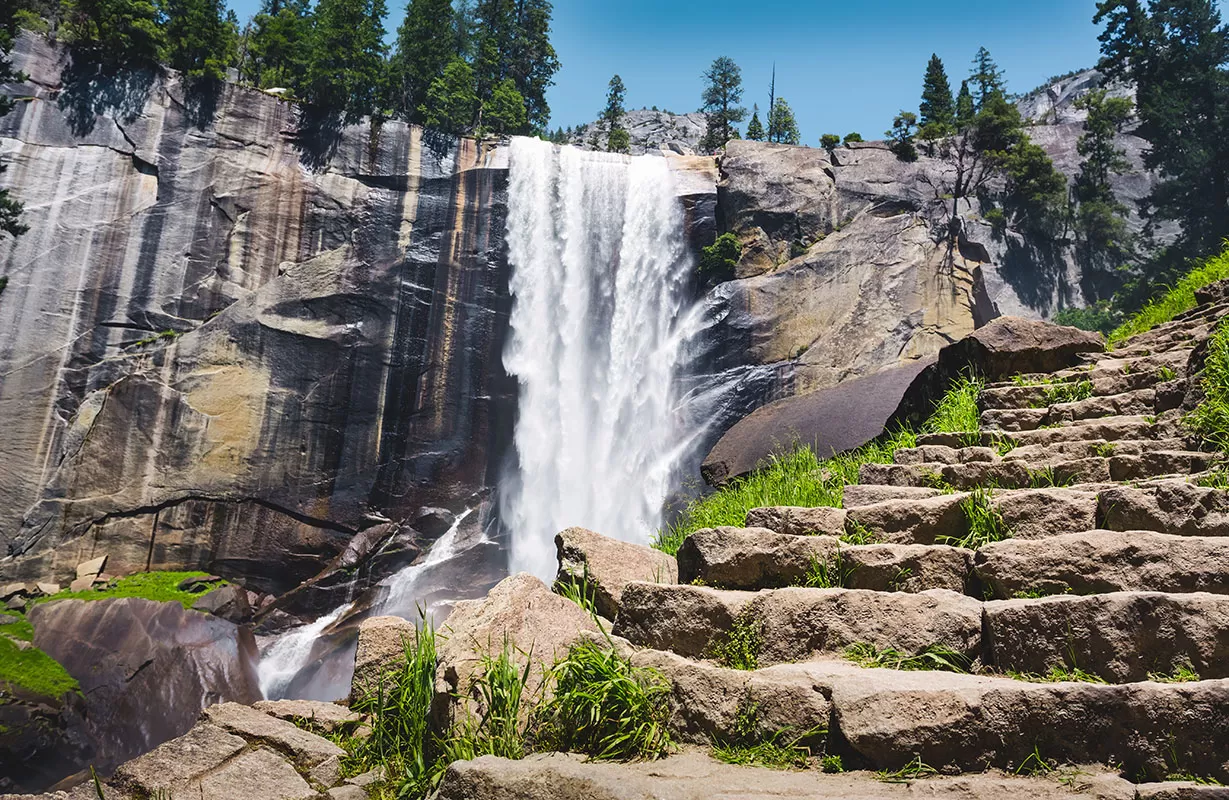 Yosemite Itinerary - Best Viewpoints in Yosemite - Vernal Falls