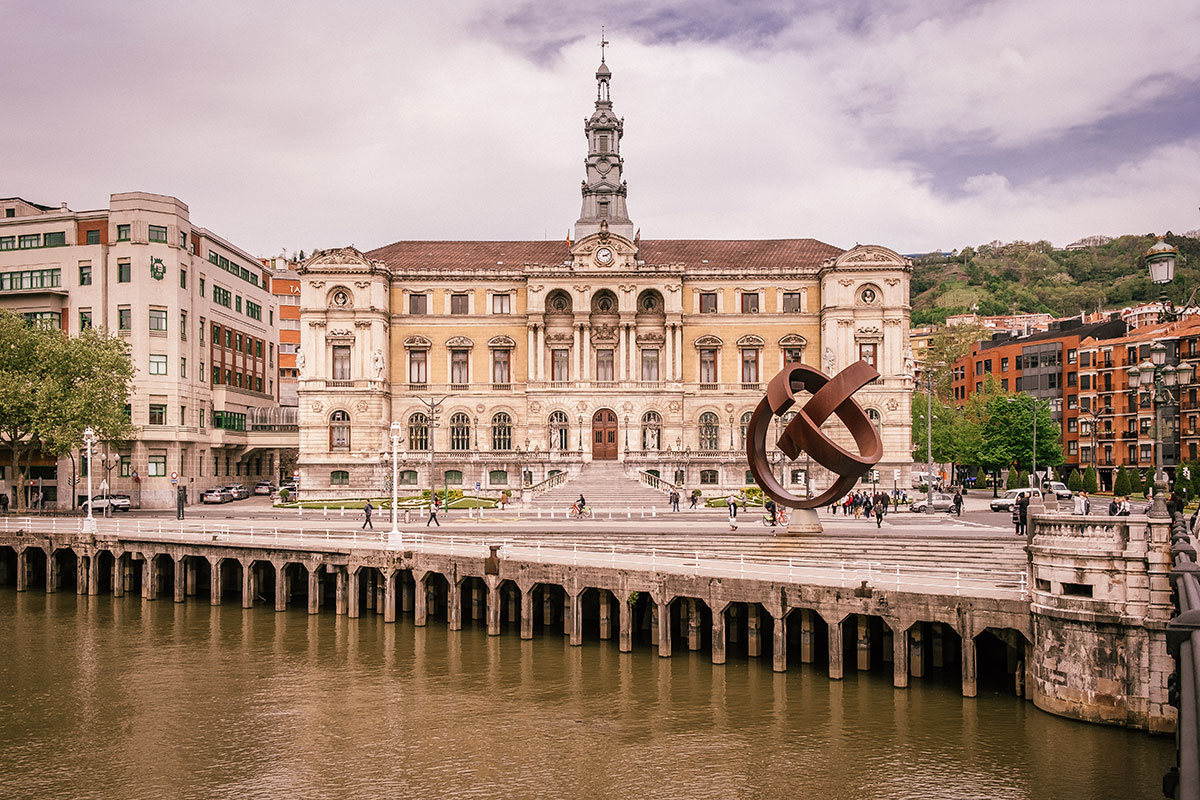 Best things to do in Bilbao Spain - Bilbao Municipality town hall