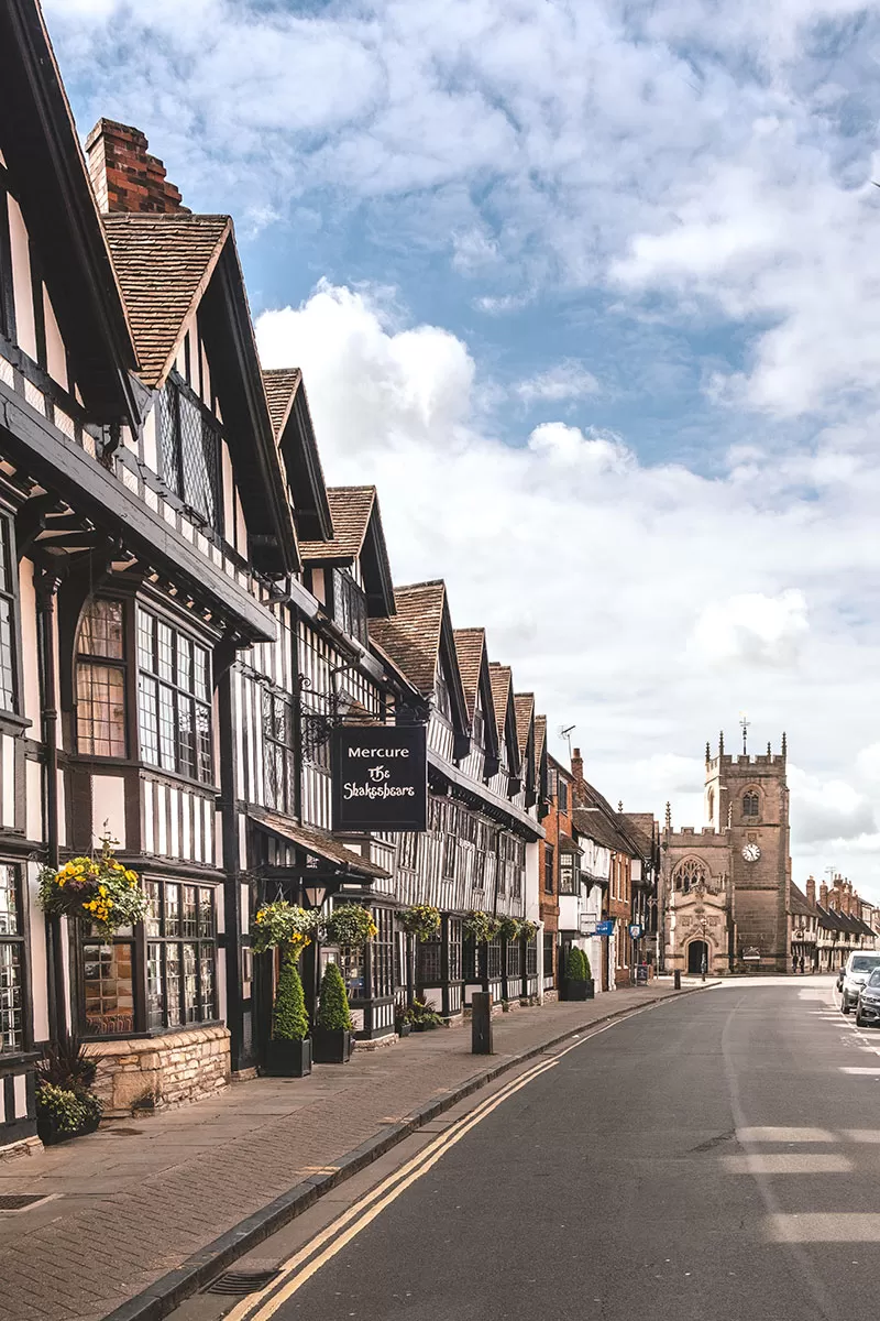 Best Things to do in Stratford-upon-Avon - Stratfords Historic Spine Chapel Street