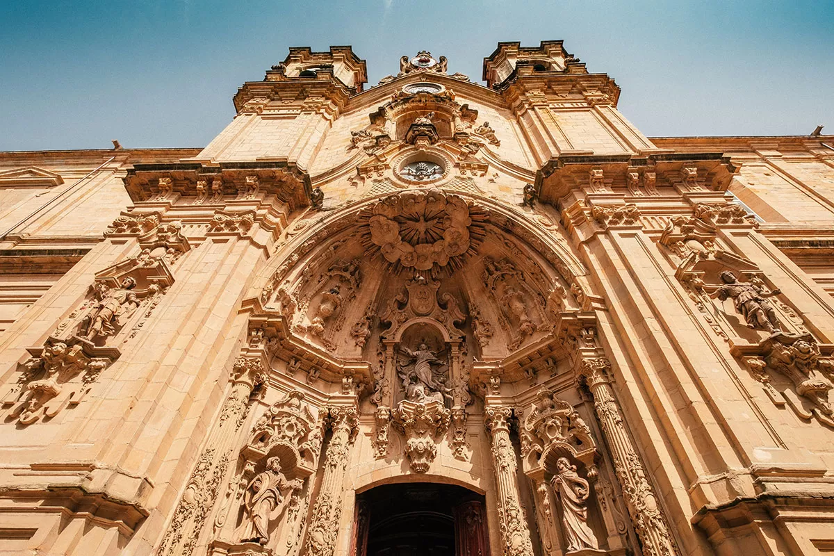 Top things to do in San Sebastian Spain - Facade of Basilica de Santa Maria del Coro