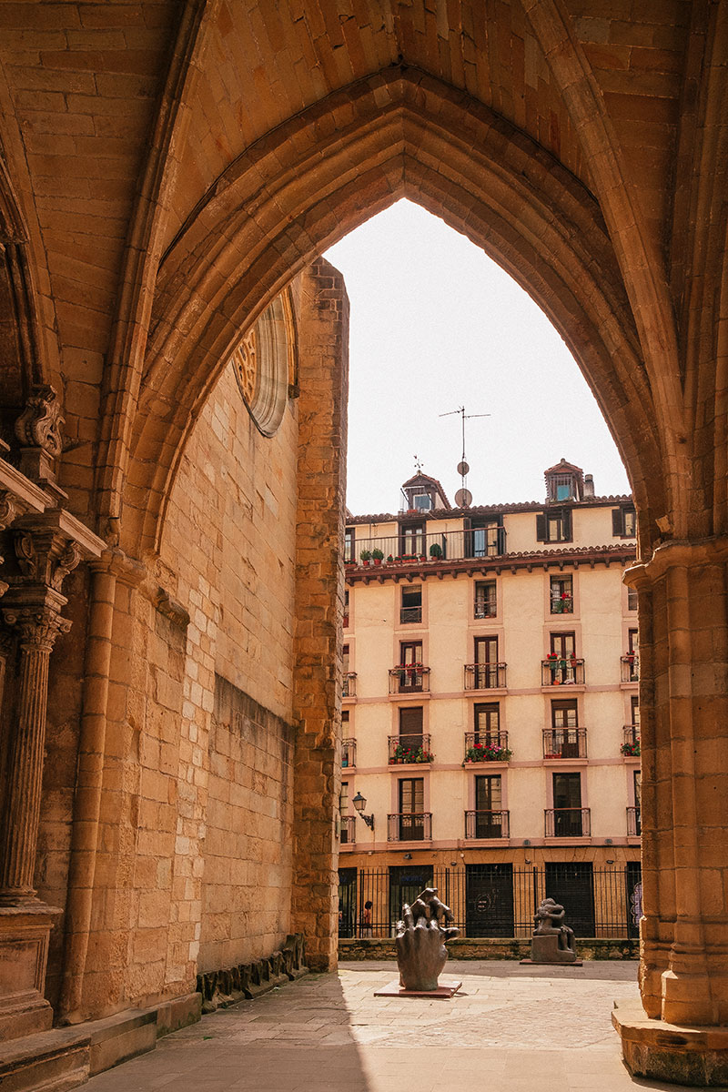 Top things to do in San Sebastian Spain - Iglesia de San Vicente Entrance