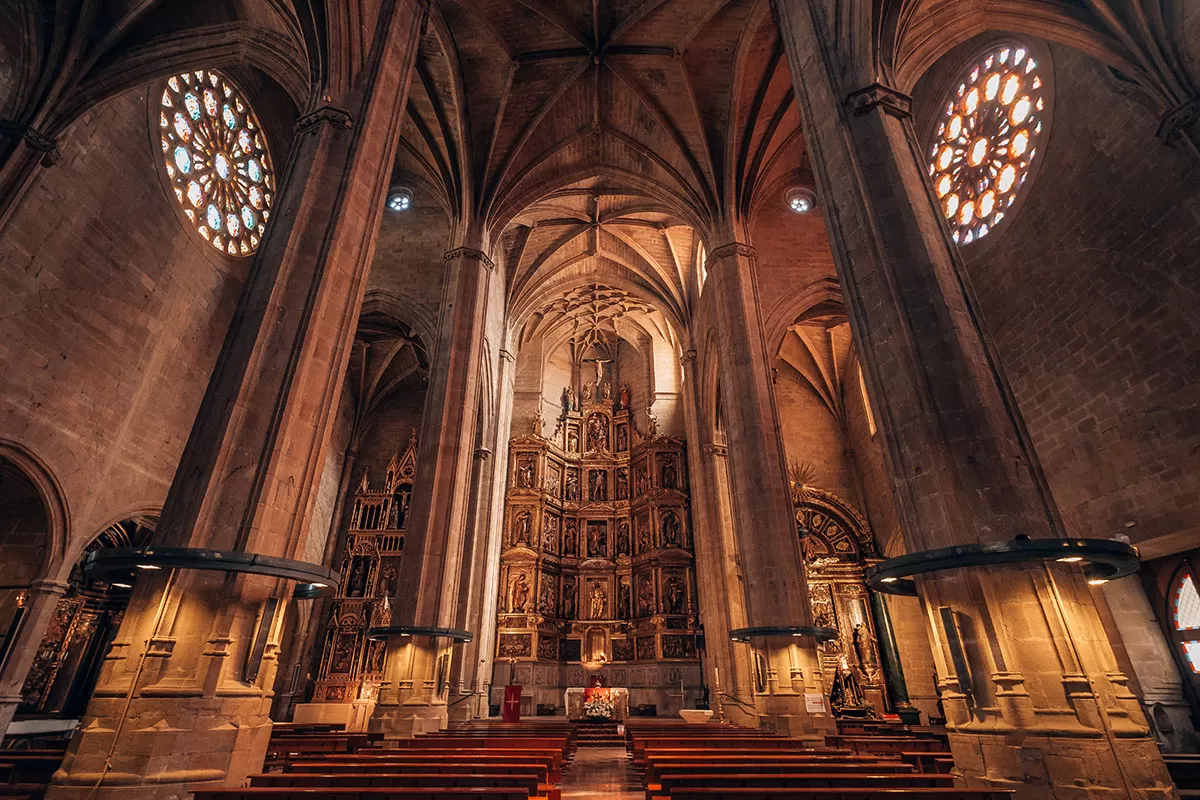 Top things to do in San Sebastian Spain - Inside Iglesia de San Vicente