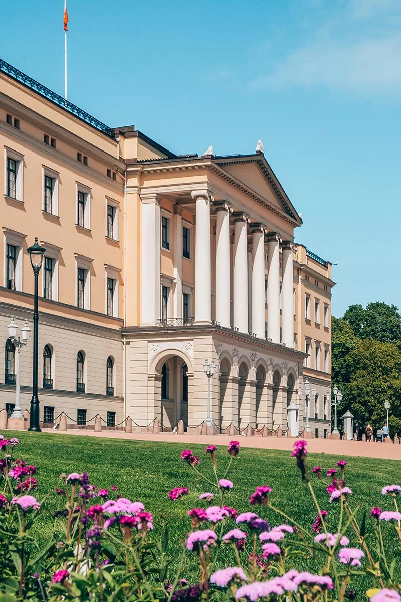 Free things to do in Oslo, Norway - Royal Palace garden