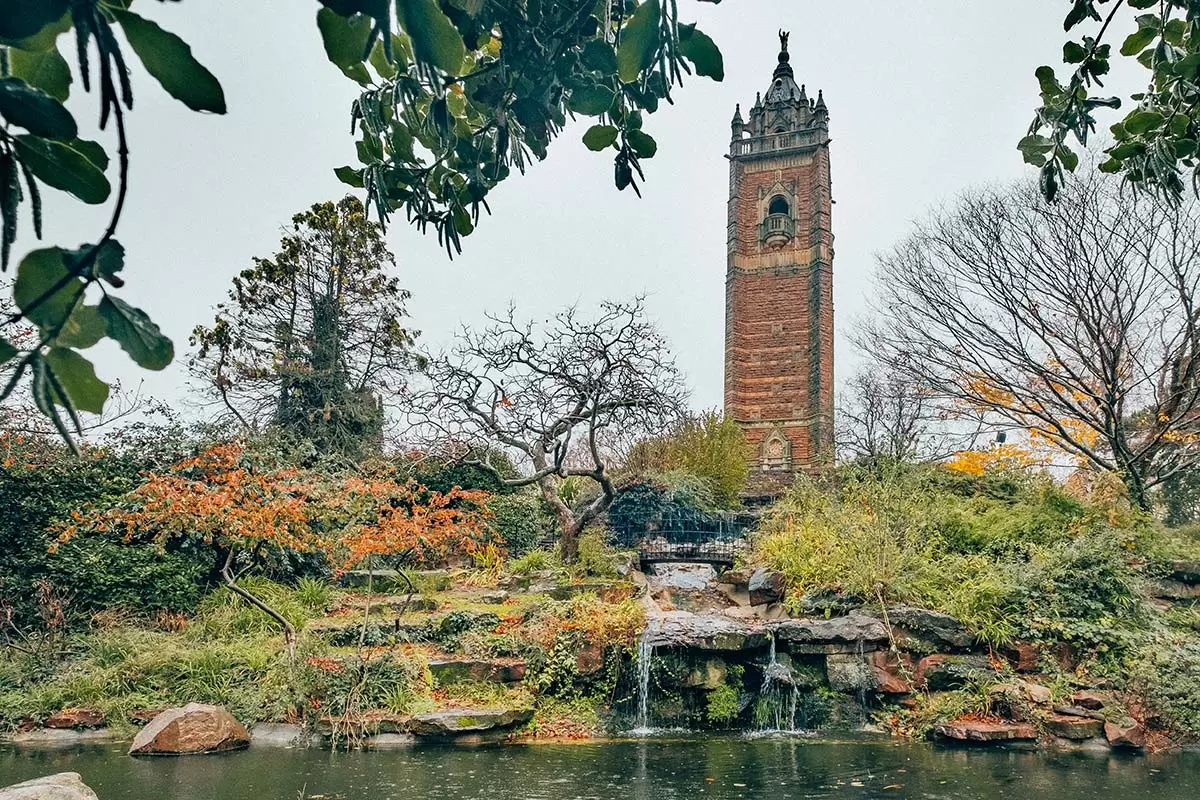 Bristol City Guide - Best Things to do in Bristol - Cabot Tower and pond