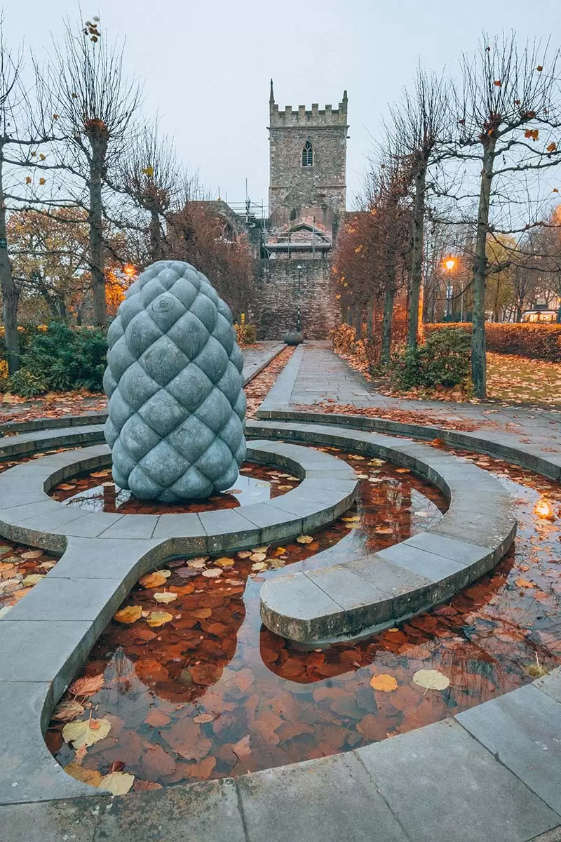 Bristol City Guide - Best Things to do in Bristol - St. Peter's Church water feature