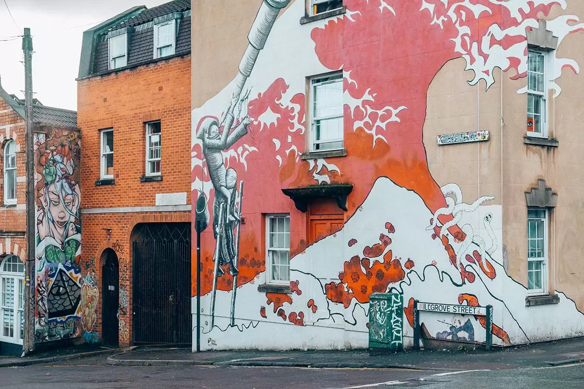 Bristol City Guide - Best Things to do in Bristol - Stokes Croft street art