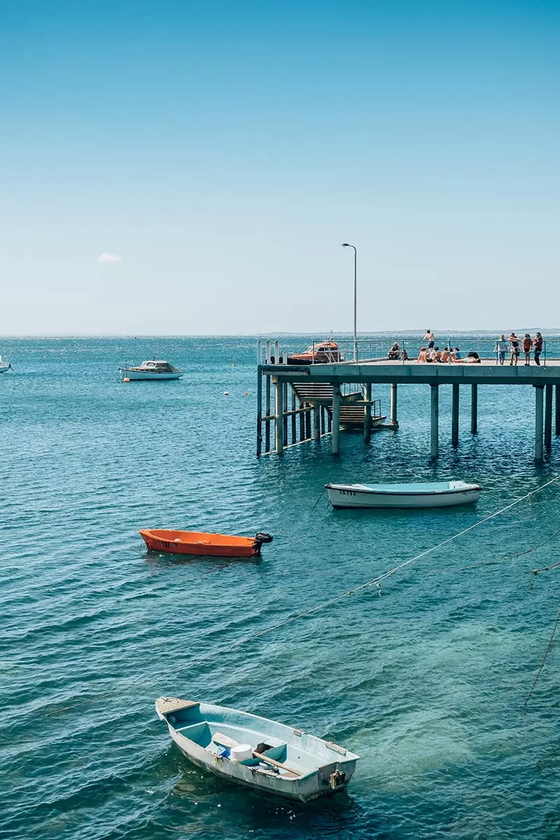 Top things to do on the Mornington Peninsula - Flinders Pier and boats