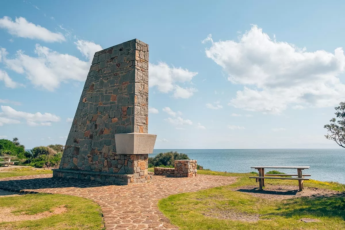 Top things to do on the Mornington Peninsula - Schnapper Point - Flinders Monument