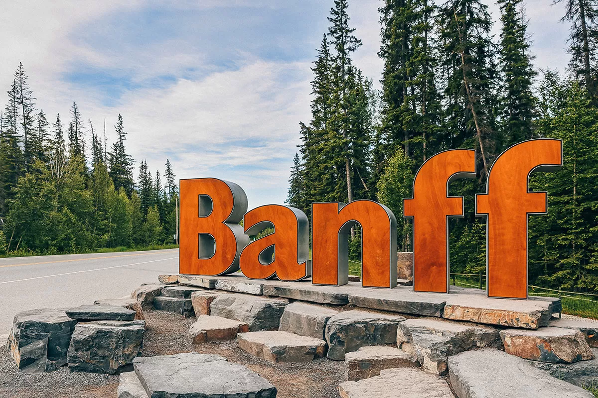 How to get to Banff National Park - Town of Banff Welcome Sign