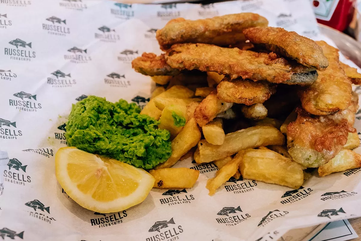 Best Things to Do in Broadway - The Cotswolds - Eat the best fish at chips at Russell's Fish and Chips