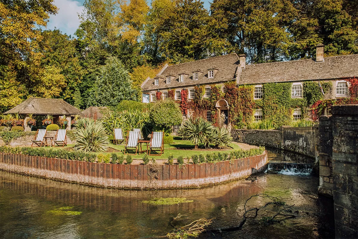 Cotswolds Best Villages - Bibury - The Swan Hotel