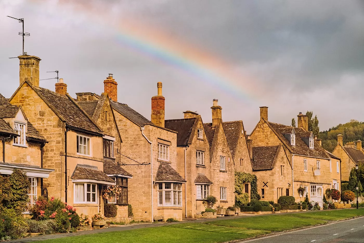 Cotswolds Best Villages - Broadway - Rainbows over pretty Jacobean homes on Upper High Street