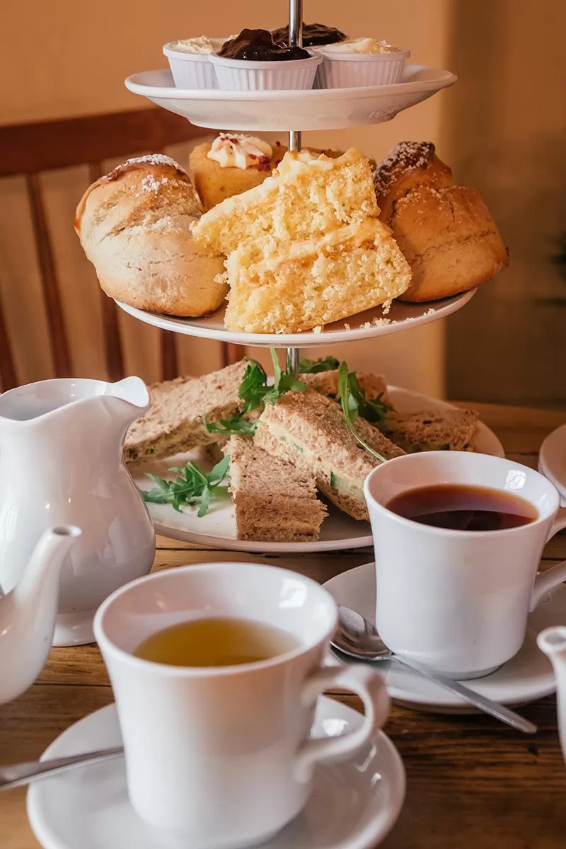 Cotswolds Best Villages - Stow-on-the-Wold - Afternoon tea at Lucys Tearoom