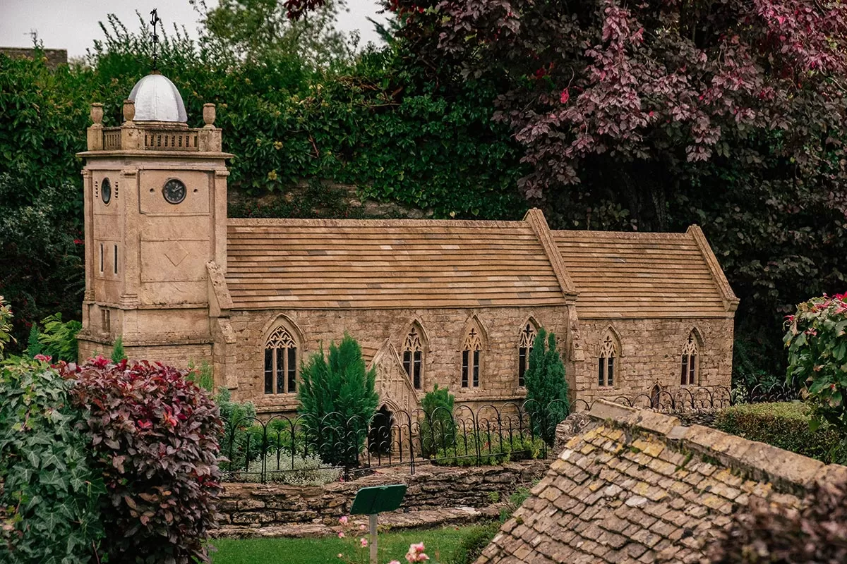 Things to do in Bourton-on-the-Water - The Cotswolds - The Model Village - Church