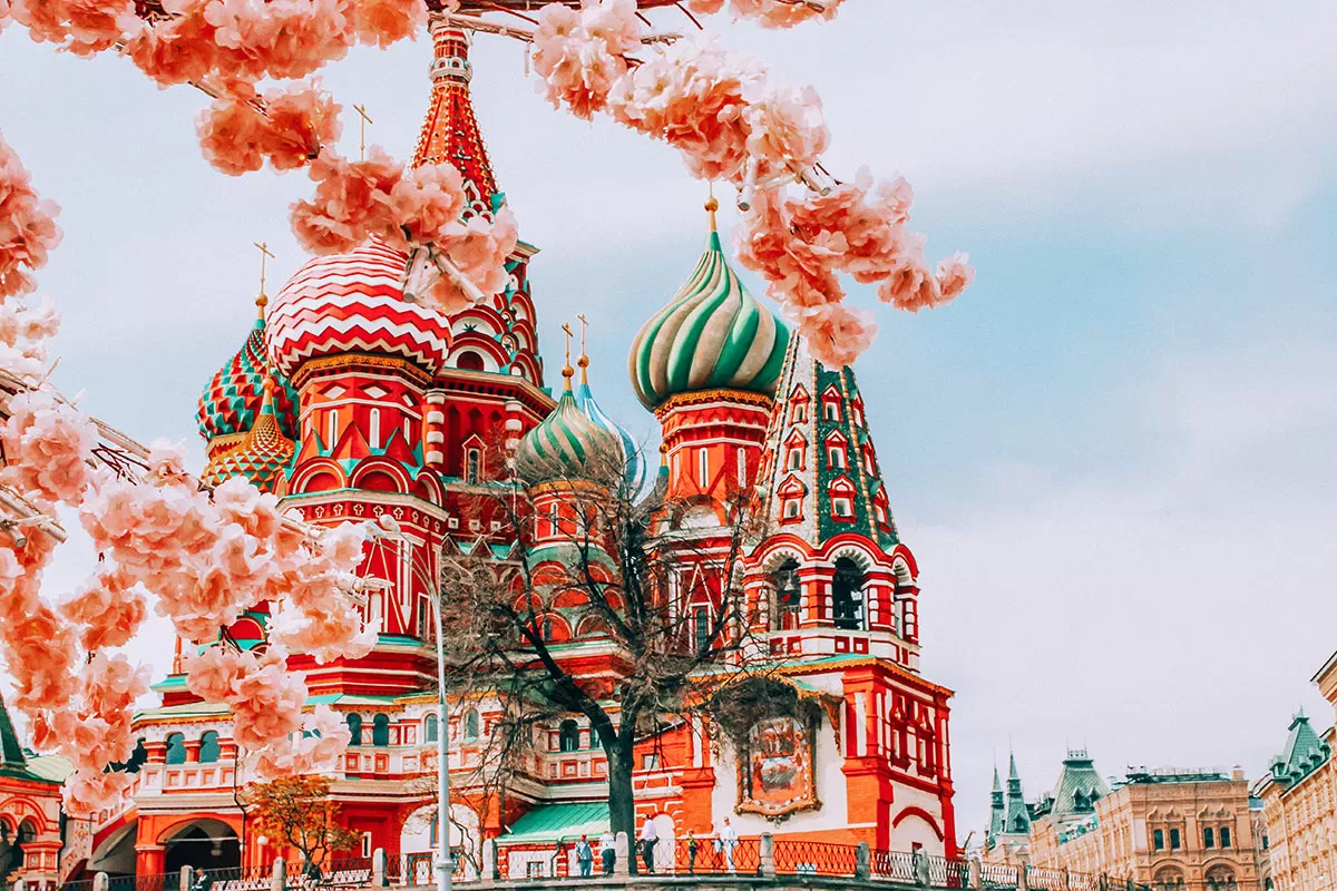 Essential Russian Phrases - St Basil's Cathedral Moscow