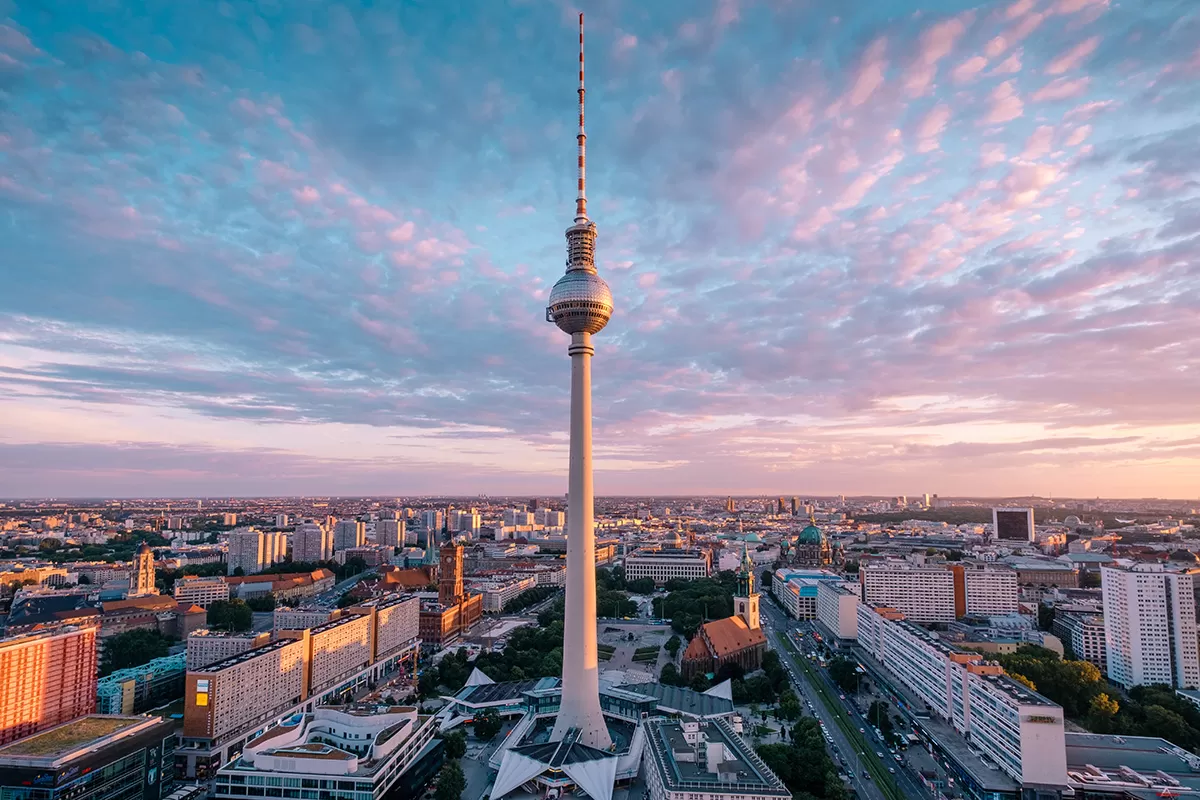 Is German hard to learn - Berliner Fernsehturm at sunset