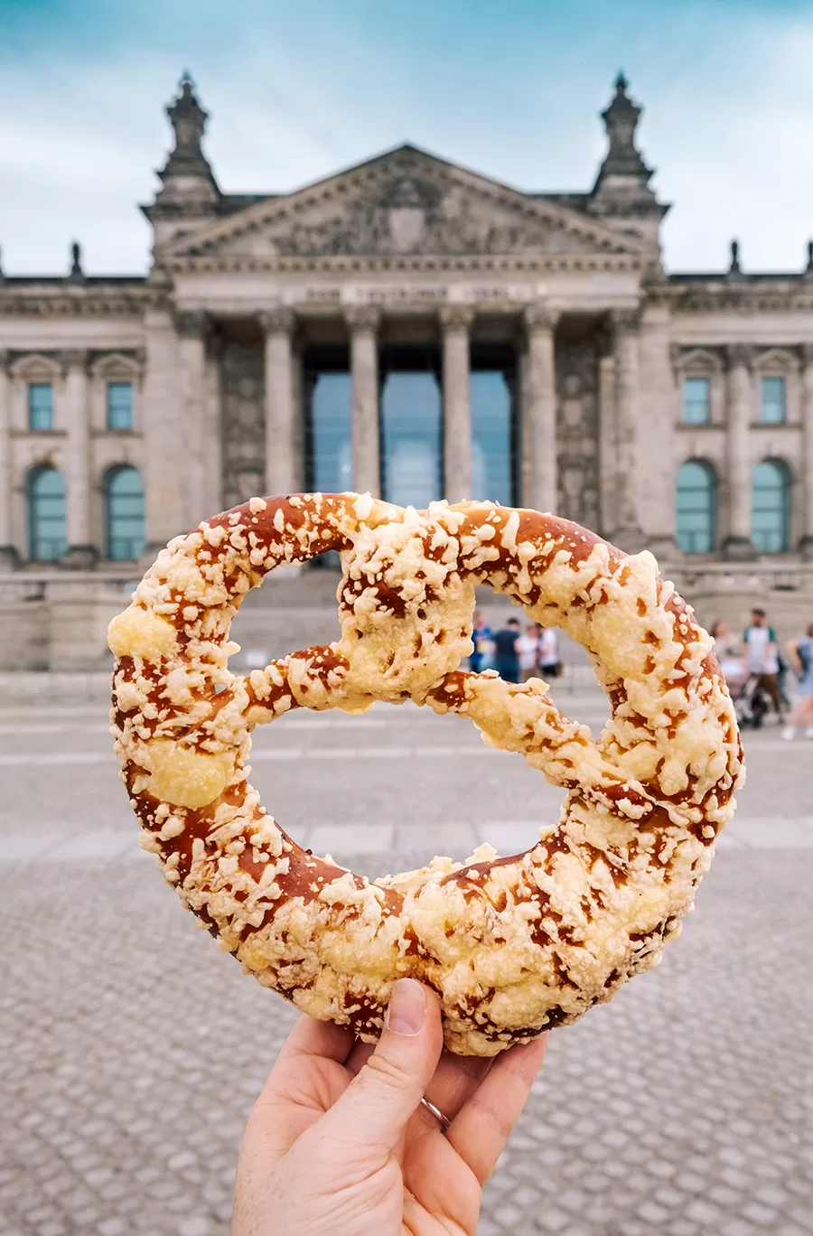 Is German hard to learn - Reichstag Building with pretzel 