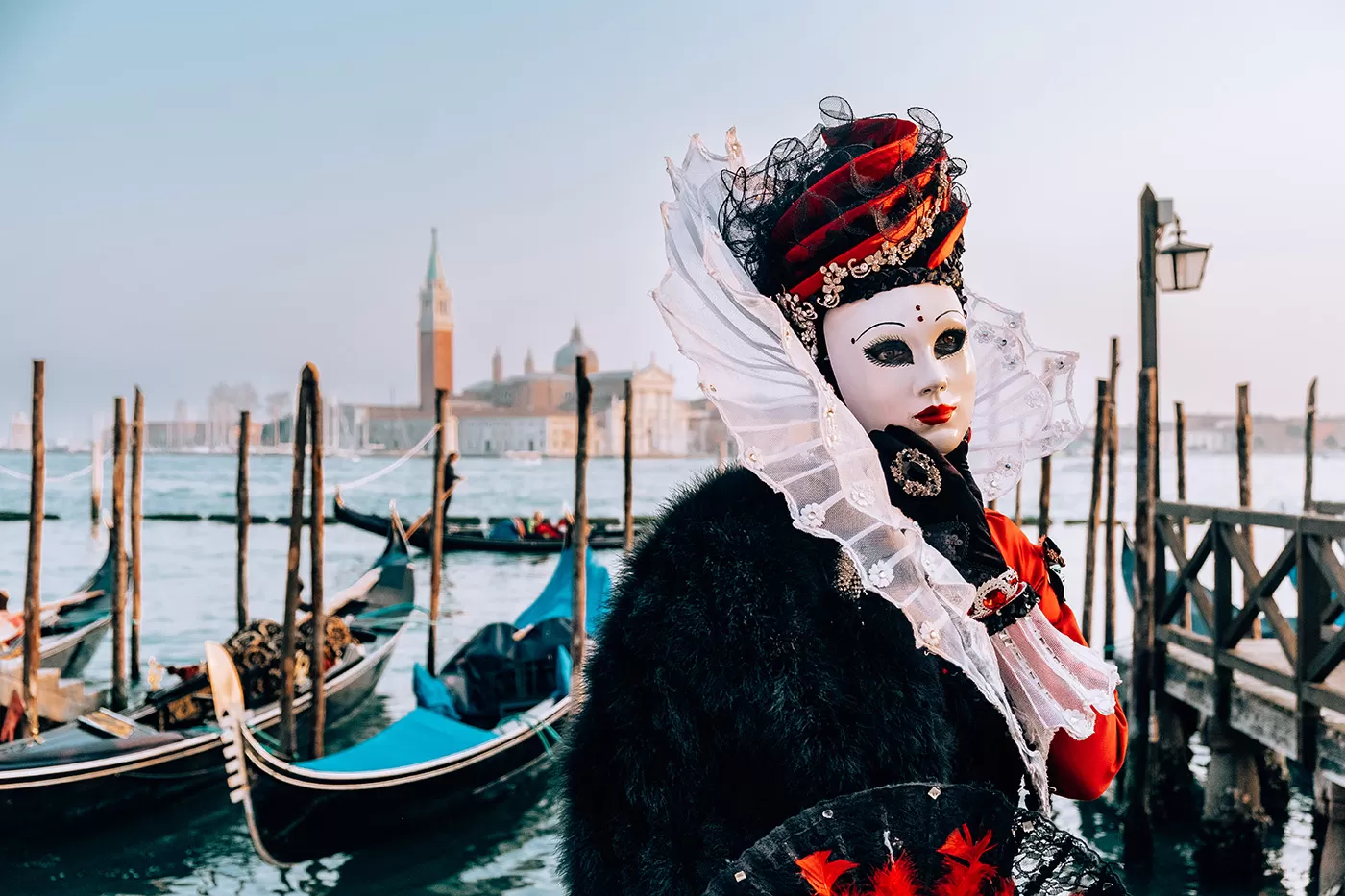 Carnival of Venice, Italy - The Ultimate Guide - Elaborare costume with gondola