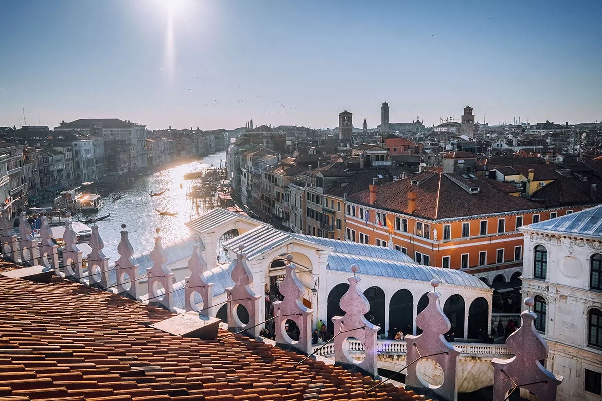 Unique Things to Do in Venice - See the Grand Canal from the rooftop terrace at Fondaco dei Tedeschi