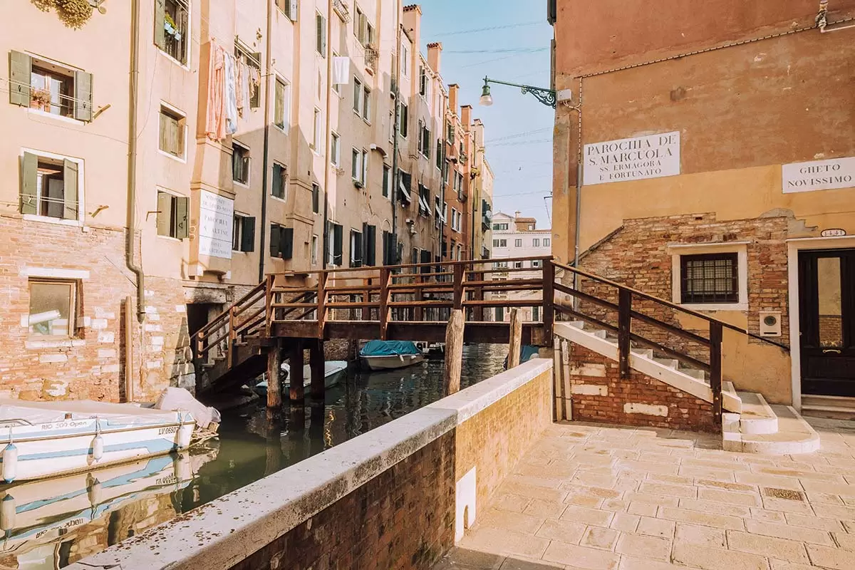 Unique Things to Do in Venice - See the world's first ghetto