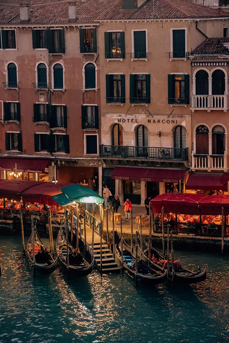 Where to stay in Venice - View from Rialto Bridge Apartment