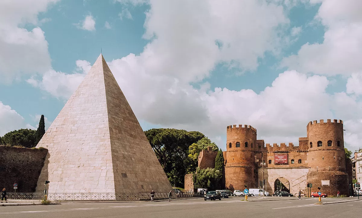 Best area to stay in Rome - Pyramid of Cestius Testaccio