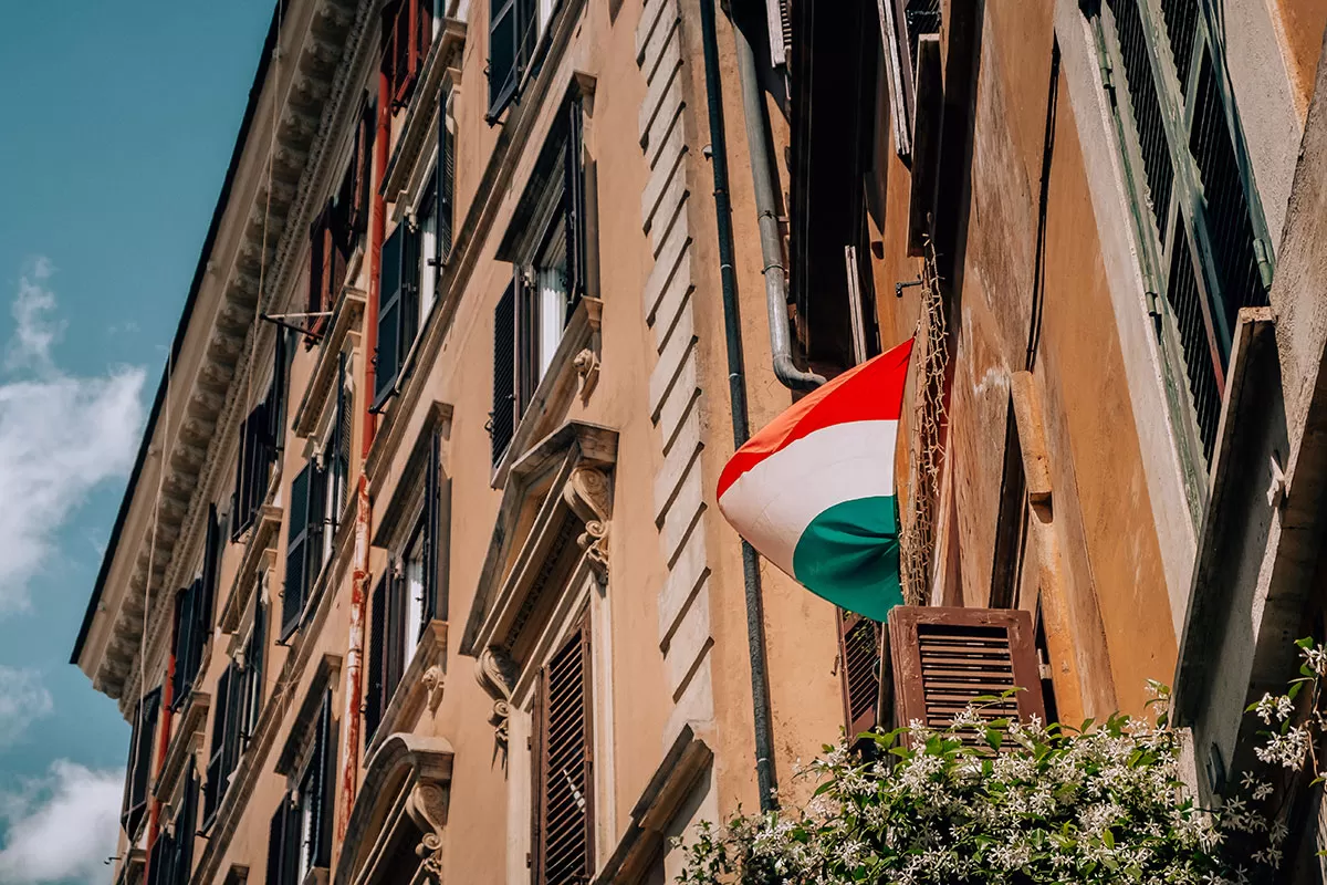 Italian National Anthem Lyrics - Italian flag on window