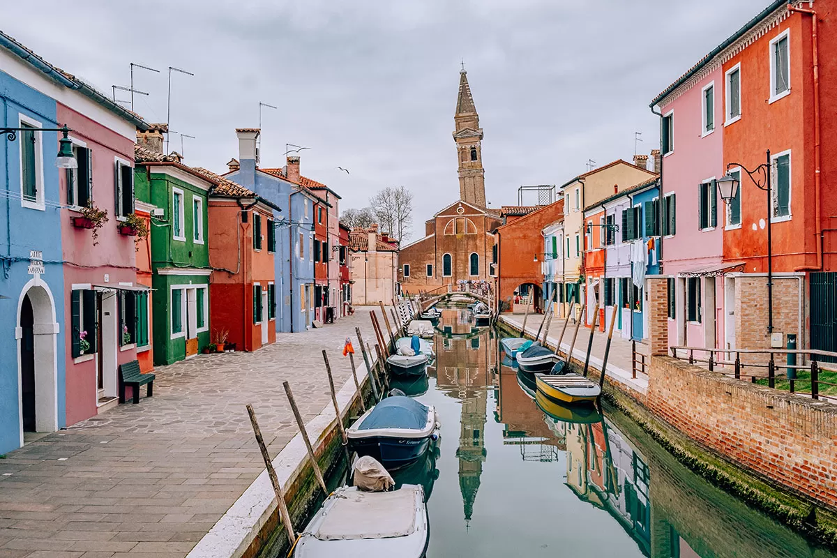 Things to do in Burano Italy - Church San Martini Vescovo leaning bell tower