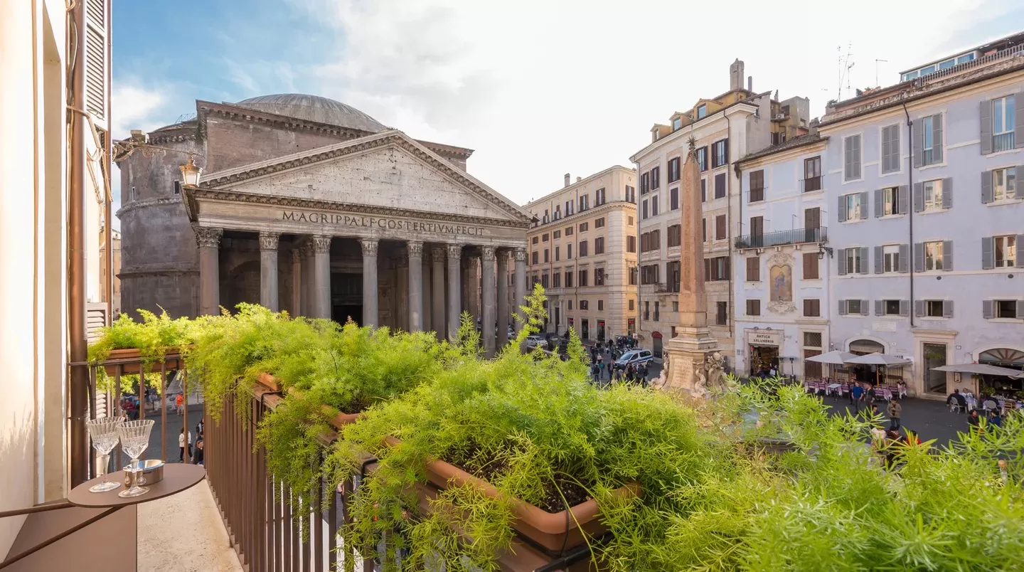 Hotels near the Pantheon Rome - Pensieri Stupendi - Terrace with view of Pantheon