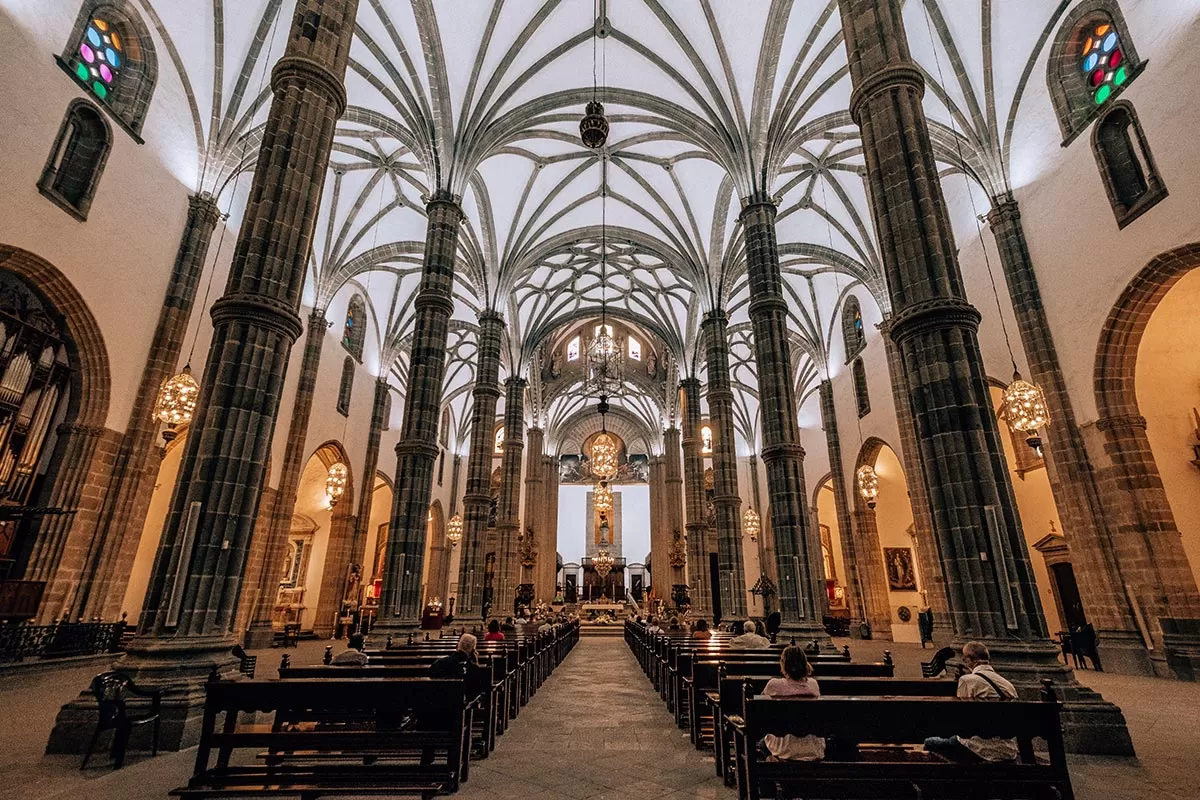 Things to do in Gran Canaria Spain - Inside Cathedral of Santa Ana