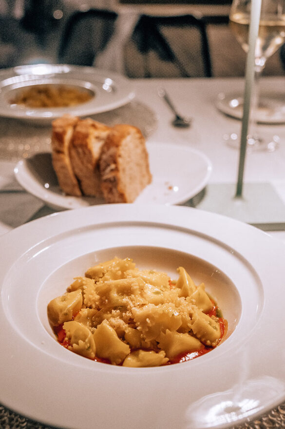 Things to do in Umbria Italy – Borgo dei Conti Resort Relais & Chateaux – Dinner pasta Things to do in Umbria Italy - Borgo dei Conti Resort Relais & Chateaux - Dinner pasta