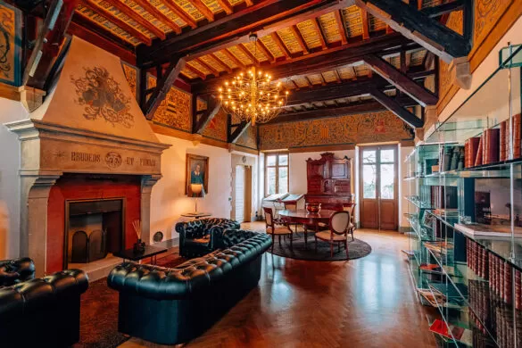 Things to do in Umbria Italy - Borgo dei Conti Resort Relais & Chateaux - Library