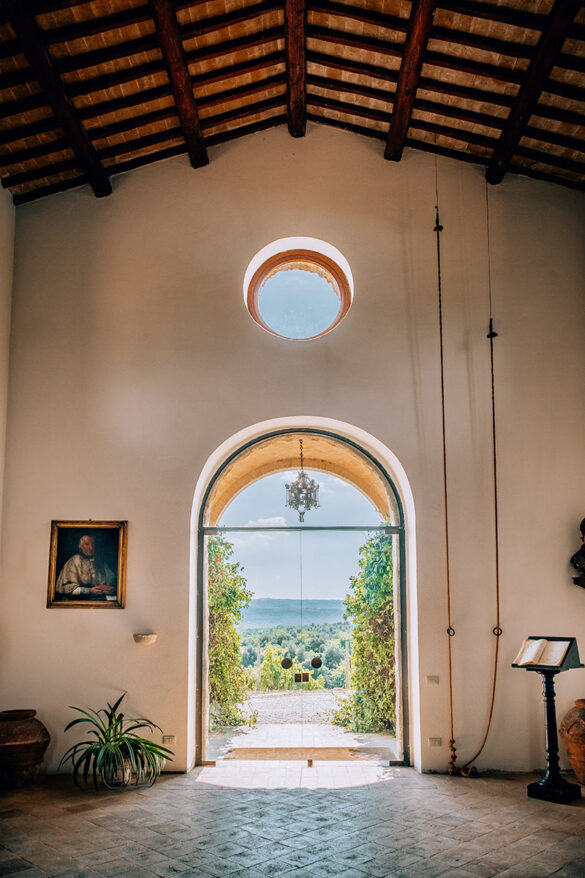 Things to do in Umbria Italy – Decugnano dei Barbi inside church Things to do in Umbria Italy - Decugnano dei Barbi inside church