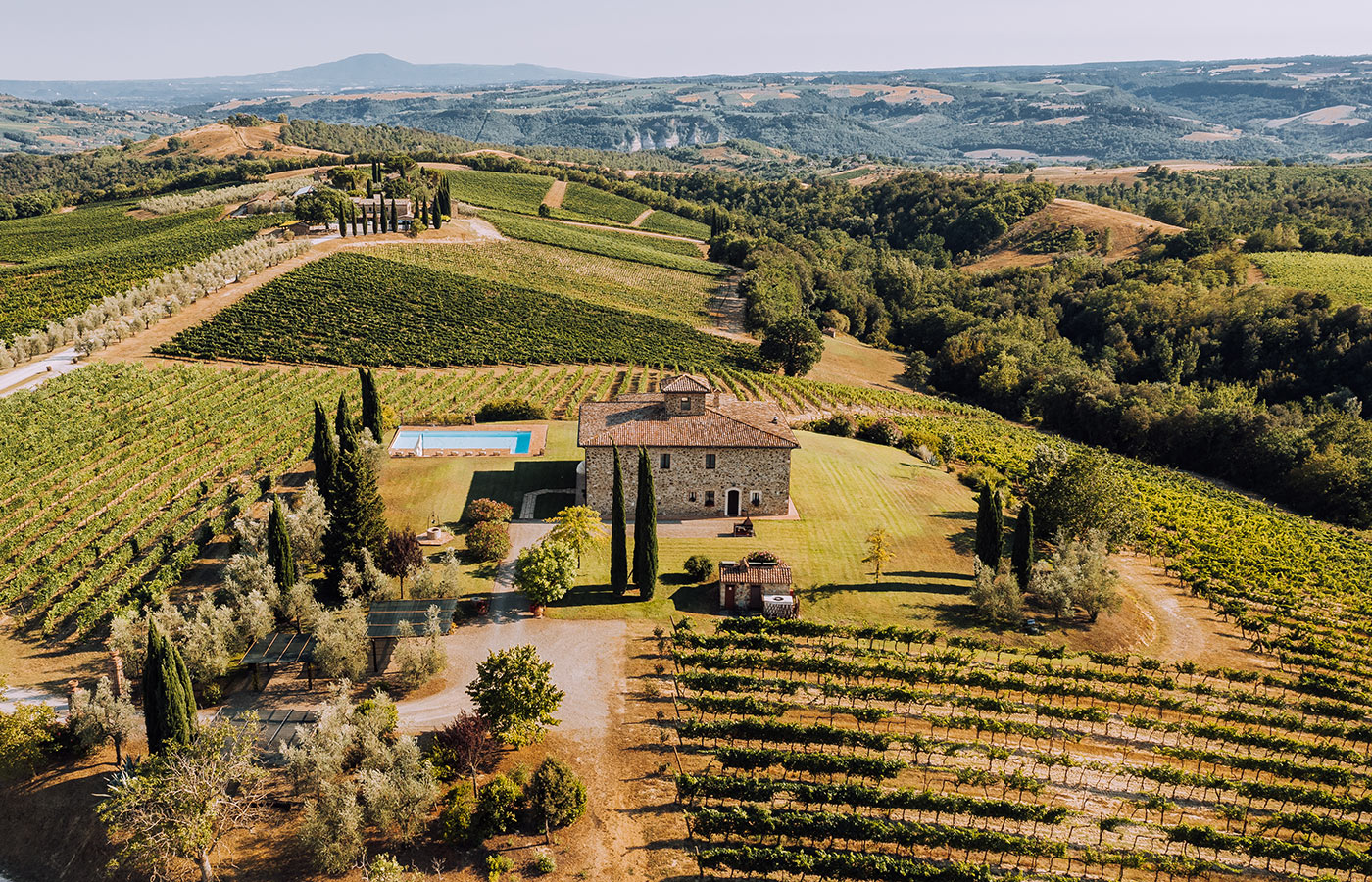 Things to do in Umbria Italy - Decugnano dei Barbi vineyard and accommodation