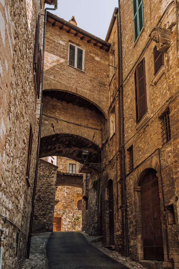 Things to do in Umbria Italy – Exploring the streets of Narni Things to do in Umbria Italy - Exploring the streets of Narni