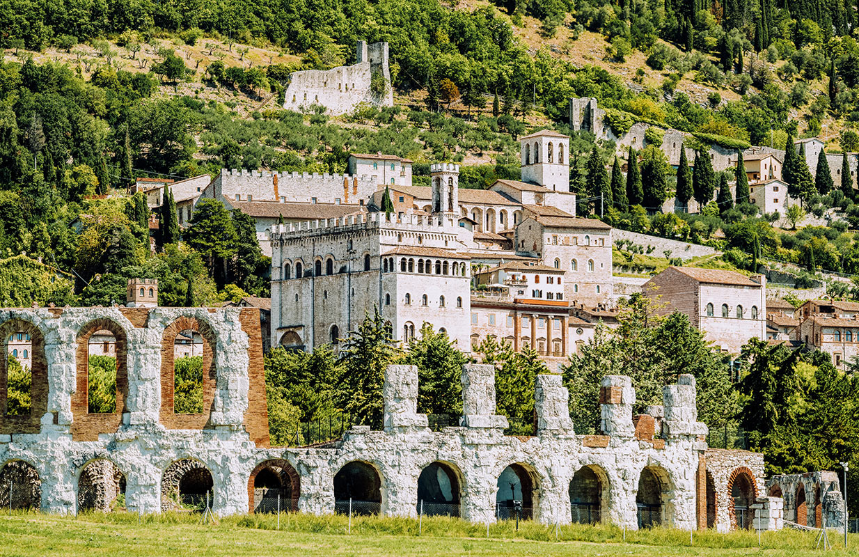 36 Wonderful Things to do in Umbria, Italy (PLUS Map of Umbria) 100 Things to do in Umbria Italy - Gubbio and Roman amphitheater