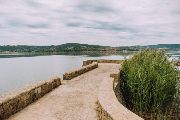 Things to do in Umbria Italy – Lake Trasimeno – Isola Polvese path Things to do in Umbria Italy - Lake Trasimeno - Isola Polvese path