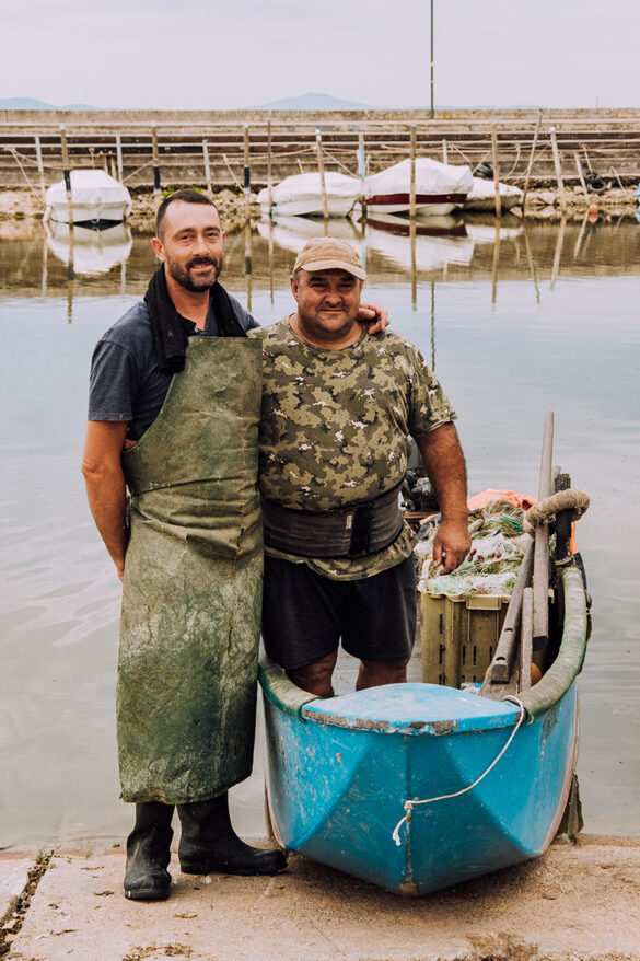 Things to do in Umbria Italy – Lake Trasimeno – Trasimeno Fishermen Cooperative – Fishermen Things to do in Umbria Italy - Lake Trasimeno - Trasimeno Fishermen Cooperative - Fishermen