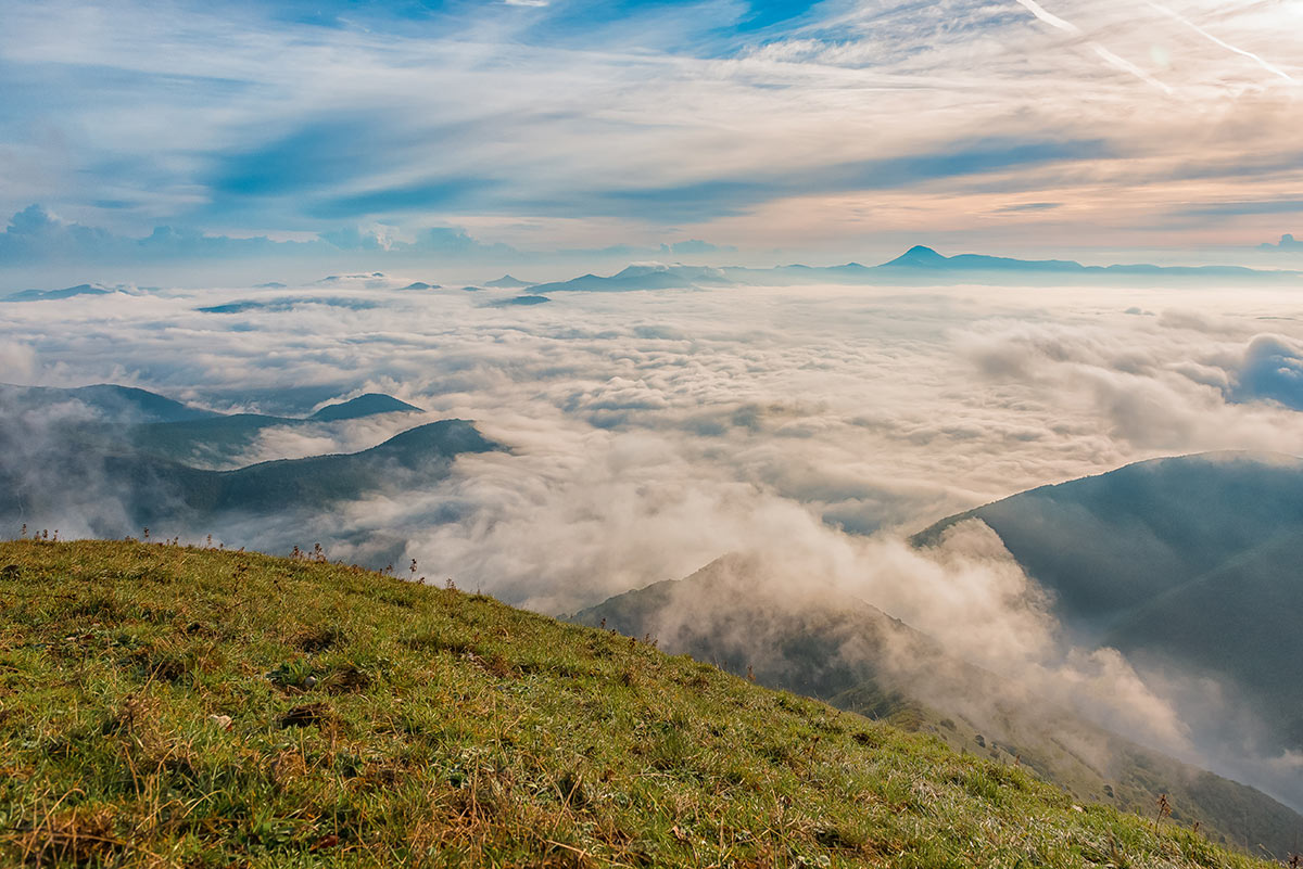 36 Wonderful Things to do in Umbria, Italy (PLUS Map of Umbria) 92 Things to do in Umbria Italy - Monte Cucco at sunrise