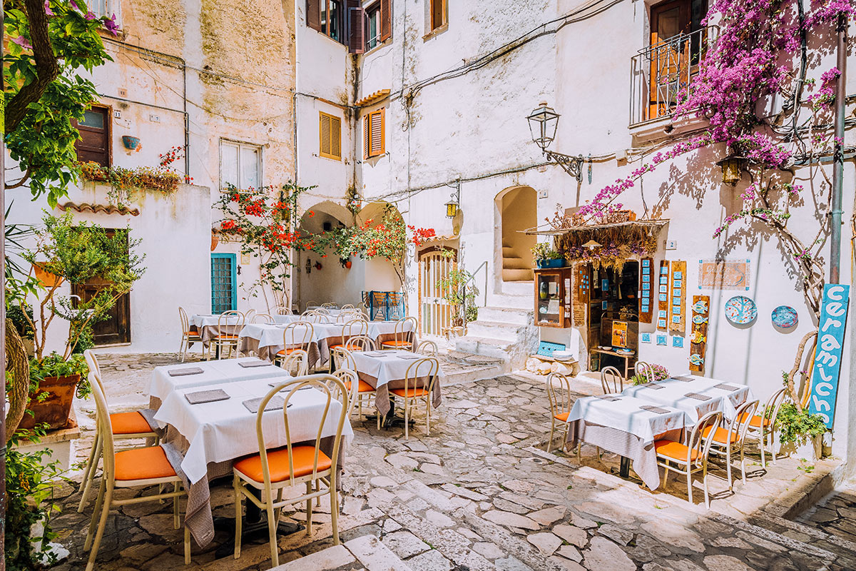 29 Amazing Day Trips from Rome By Train, Car & Guided Tour 64 Day trips from Rome, Italy - Ulysses Riviera - Sperlonga