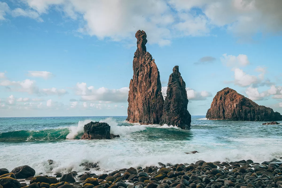 Things to do in Madeira - Miradouro Ilheus da Ribeira da Janela - Waves